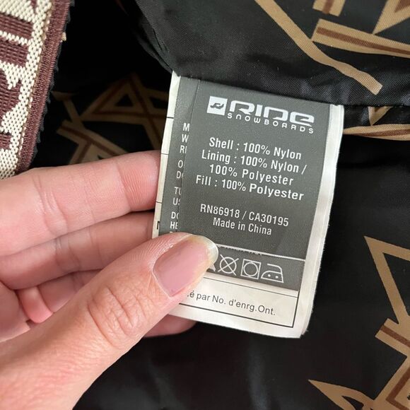 Ride olive Green and Yellow snowboarding Jacket - Picture 8 of 12